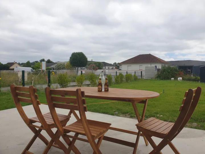 Chambre Calme Dans Une Maison Neuve Avec Jardin Billere Exterior photo